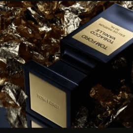 Photigy – Product Photography Tutorial: BTS of Tom Ford – Tobacco Vanille shot (Premium)